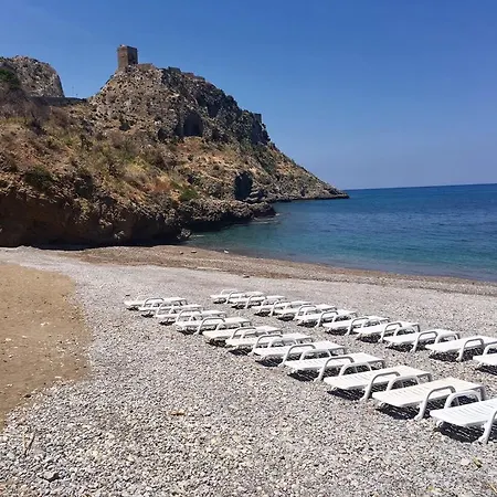 Курортный комплекс Torre Normanna
