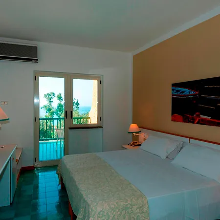 Torre Normanna Resort 4*